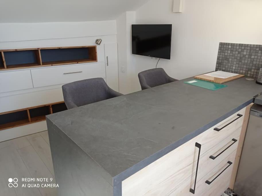 Avignon Hyper Centre:Studio Cosy Et Calme Exterior photo